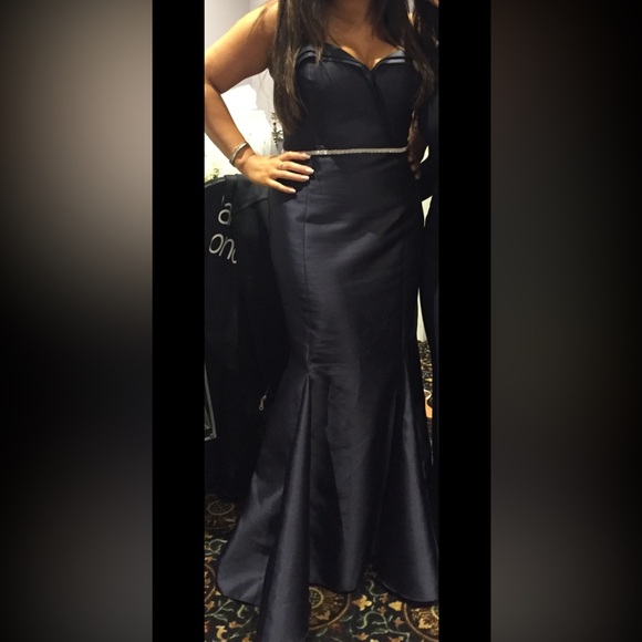 Badgley Mischka Navy dress - Picture 1 of 1